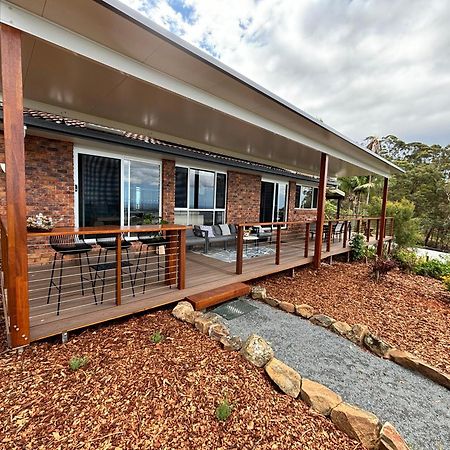The Hillside Retreat Hotel Mount Tamborine Bagian luar foto