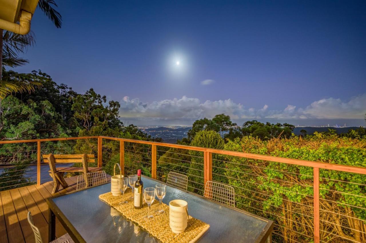 The Hillside Retreat Hotel Mount Tamborine Bagian luar foto