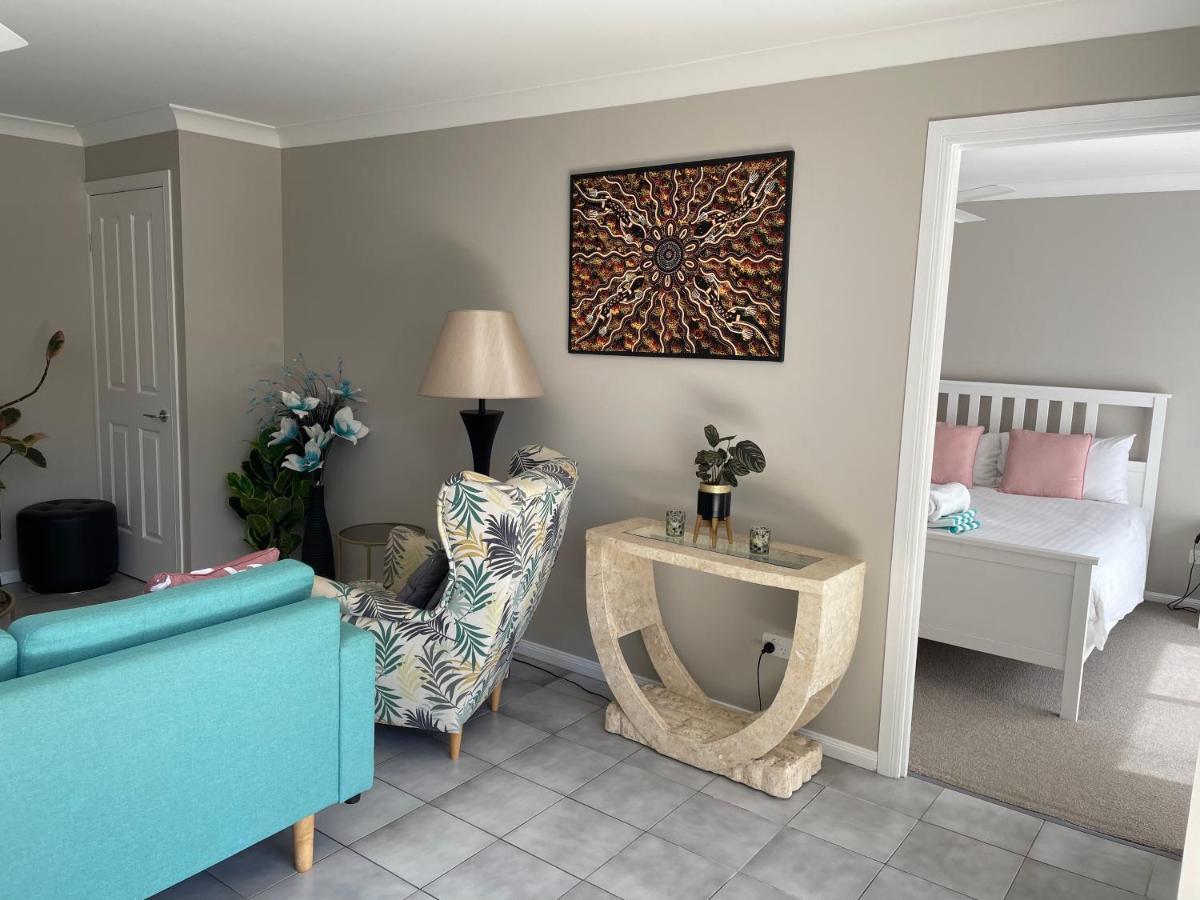 The Hillside Retreat Hotel Mount Tamborine Bagian luar foto