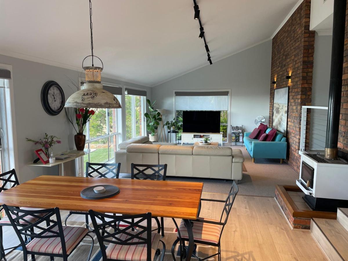 The Hillside Retreat Hotel Mount Tamborine Bagian luar foto